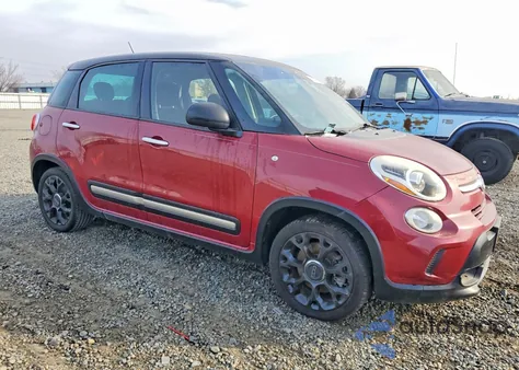 2015 Fiat 500L Trekking z USA, uszkodzony, nr VIN ZFBCFADH7FZ033344